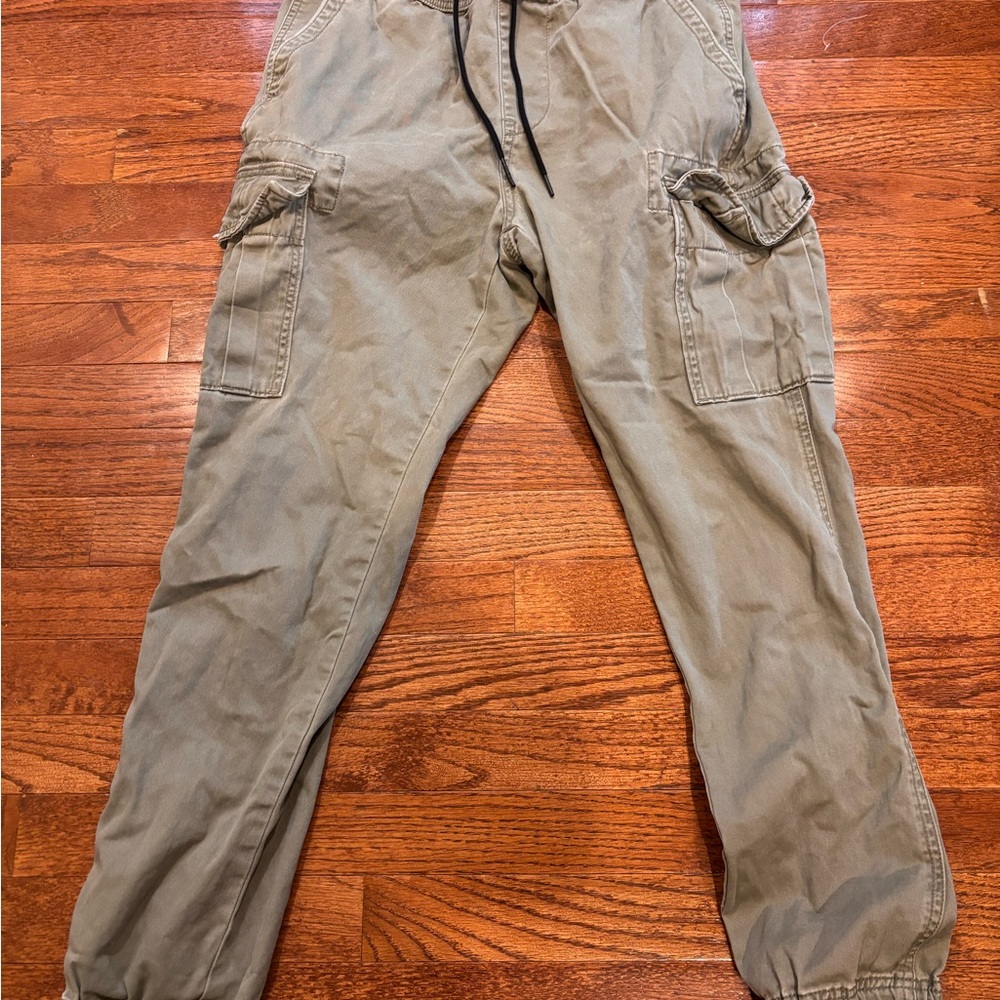 Aeropostale Men's khaki Cargo Pants